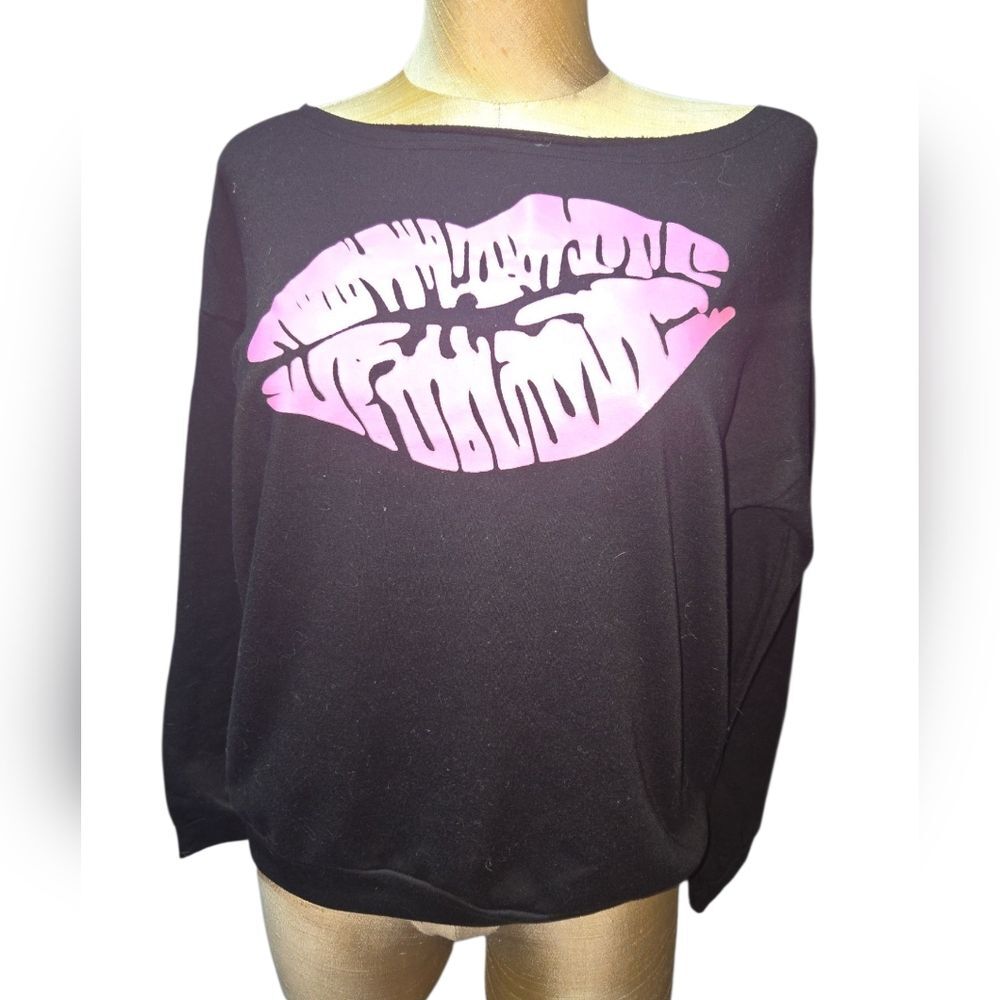 Black Sweater with Pink Lips Design